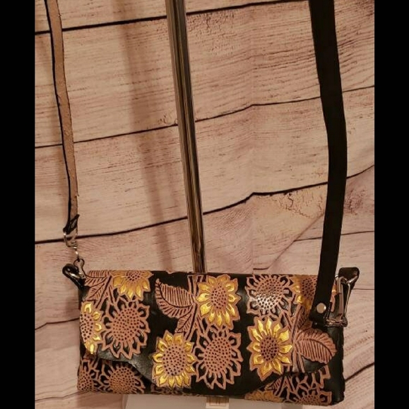 Sunflower handbag - Picture 1 of 2
